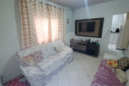 Casa à venda com 4 quartos, sendo 1 suíte, em Jardim Japão, São Paulo, SP