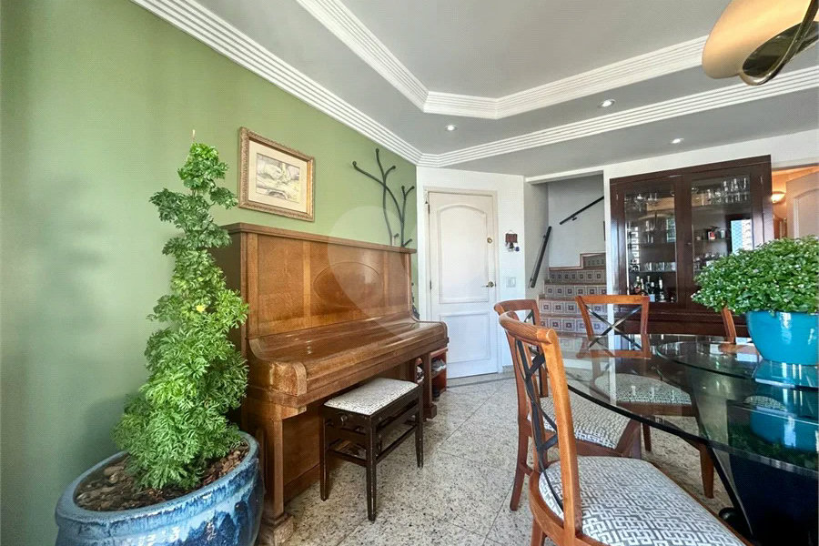 Apartamento à venda com 3 suítes em Tatuapé, São Paulo, SP
