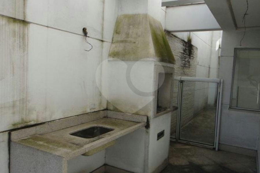 Casa à venda com 3 suítes no condomínio Villa Castanheira, São Paulo - SP