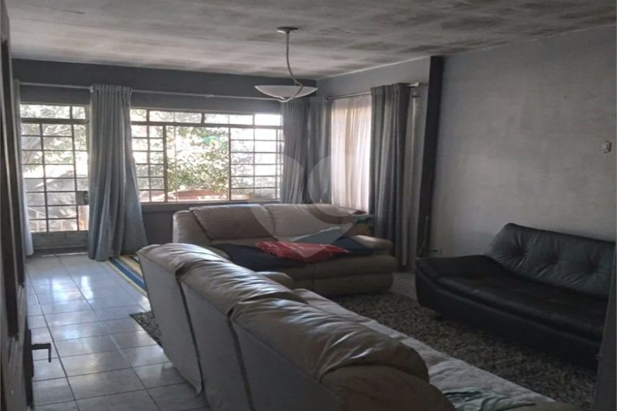 Casa Térrea à venda com 3 quartos em Tucuruvi, São Paulo, SP