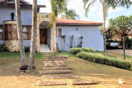 Casa à venda ou para alugar com 5 quartos, sendo 4 suítes, no condomínio Moradas São Luiz, Salto - SP