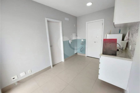 Apartamento à venda com 1 quarto em Barra Funda, São Paulo, SP