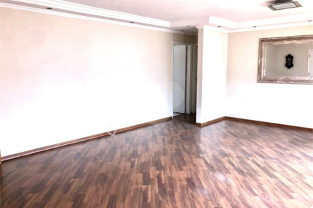 Apartamento à venda com 3 quartos, sendo 1 suíte, em Jardim Paulista, São Paulo, SP