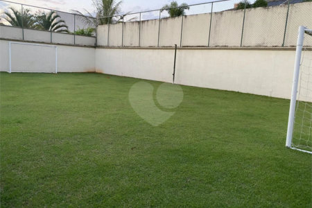 Casa à venda ou para alugar com 4 suítes no condomínio Shamballa I, Atibaia - SP