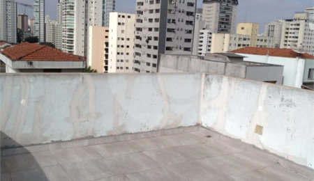 Casa à venda com 3 quartos em Bosque da Saúde, São Paulo, SP