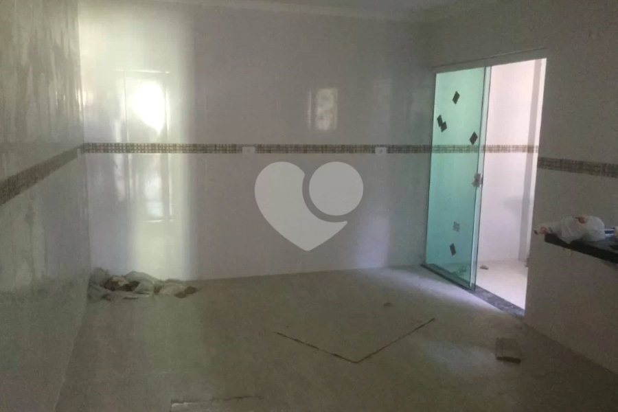 Sobrado à venda com 3 suítes em Vila Mazzei, São Paulo, SP