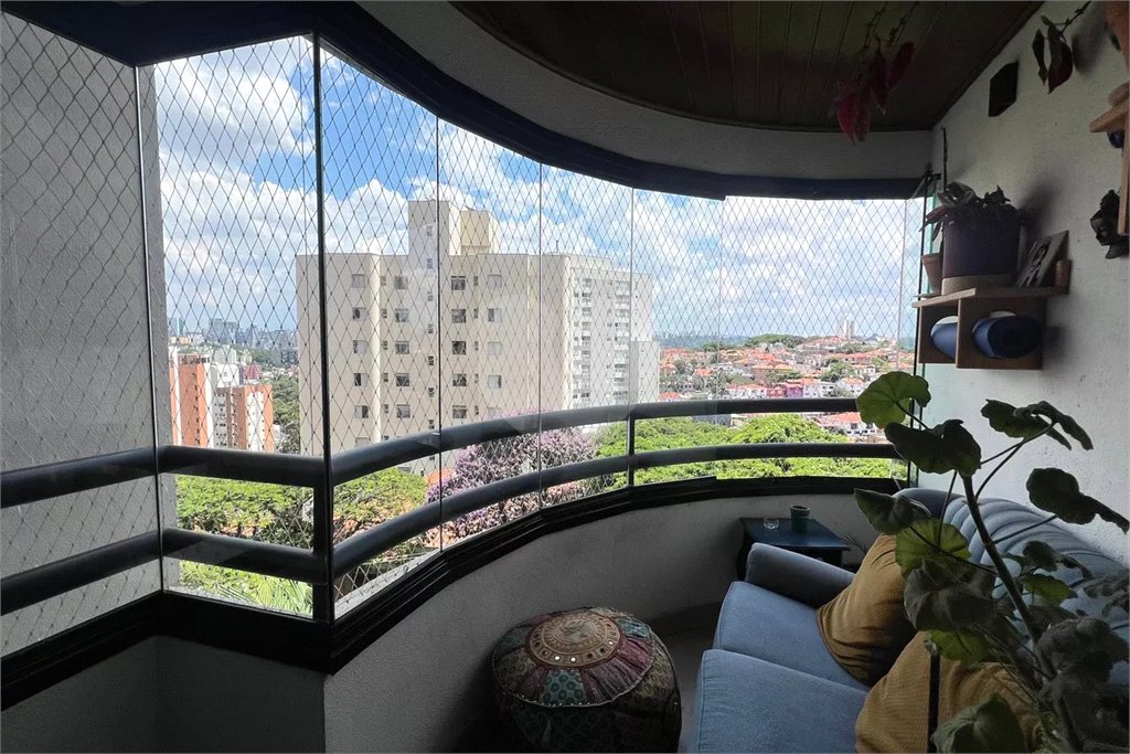 Apartamento à venda com 2 quartos, sendo 1 suíte,  em Vila Madalena, São Paulo, SP
