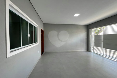 Casa à venda com 3 quartos, sendo 1 suíte, em Parque São Lourenço, Indaiatuba, SP