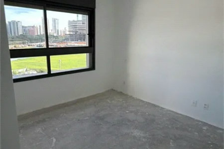 Apartamento à venda com 4 suítes em Vila Cordeiro, São Paulo, SP