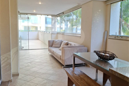 Apartamento à venda com 4 quartos, sendo 3 suítes,  em Vila Gertrudes, São Paulo, SP