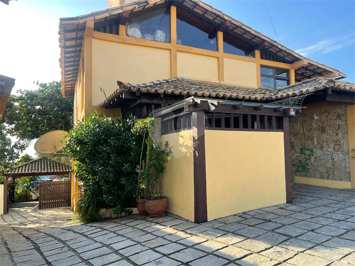 Casa em condomínio à venda com 4 suítes em Albatroz, Armação dos Búzios, RJ