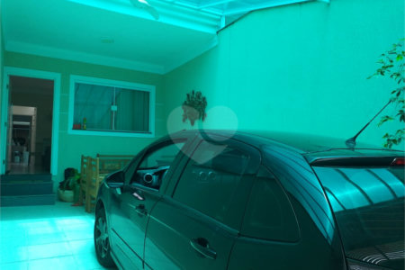 Sobrado à venda com 3 quartos, sendo 1 suíte, em Vila Mazzei, São Paulo, SP