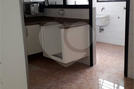 Apartamento à venda com 3 quartos, sendo 1 suíte, em Perdizes, São Paulo, SP