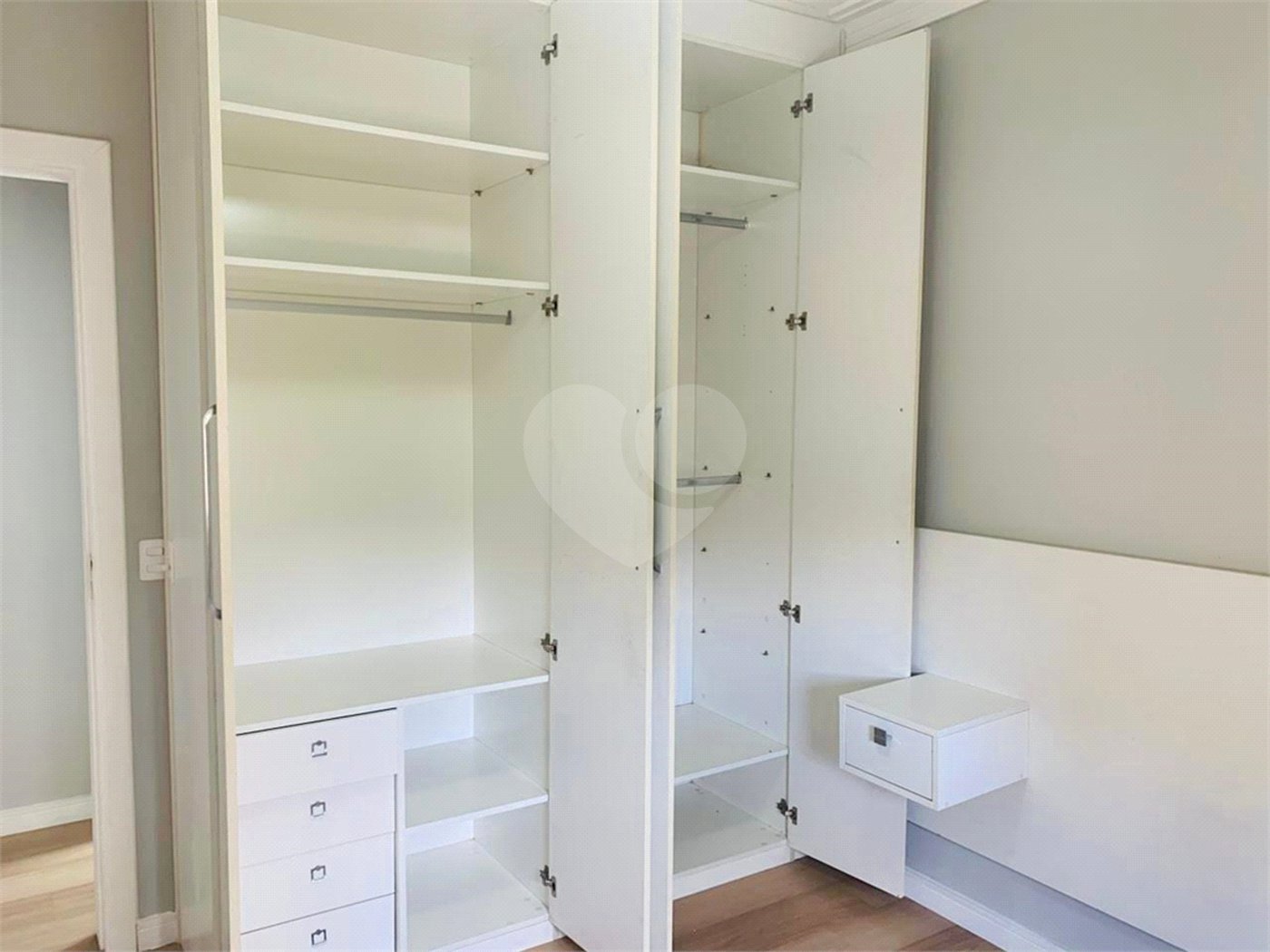 Apartamento à venda com 2 quartos em Vila Odim Antão, Sorocaba, SP