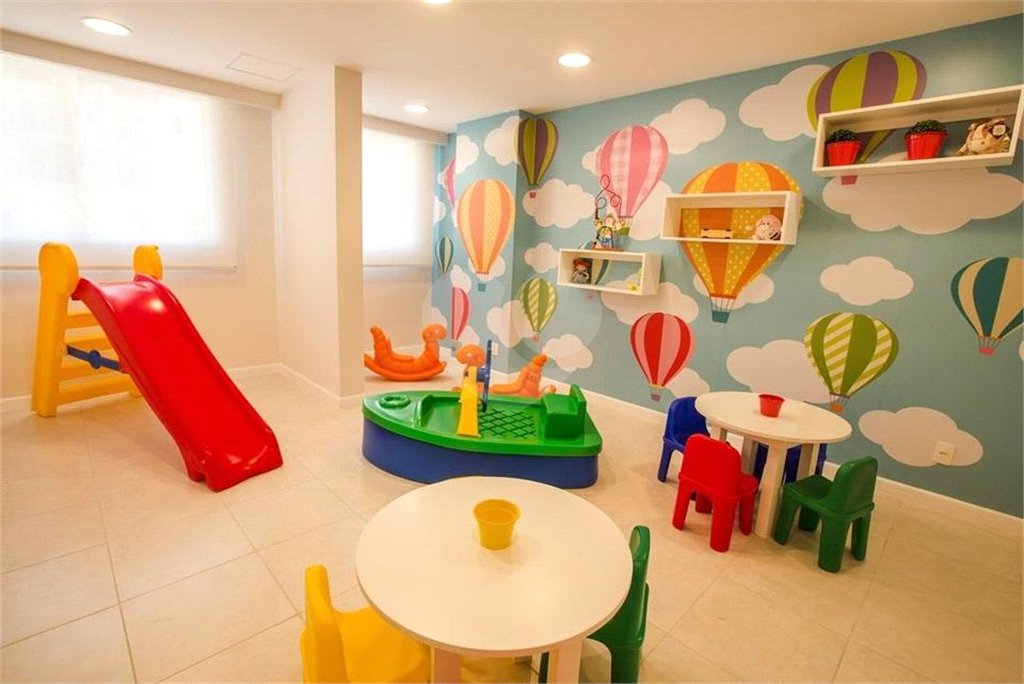 Apartamento à venda com 2 quartos, sendo 1 suíte,  em Vila Praia, São Paulo, SP