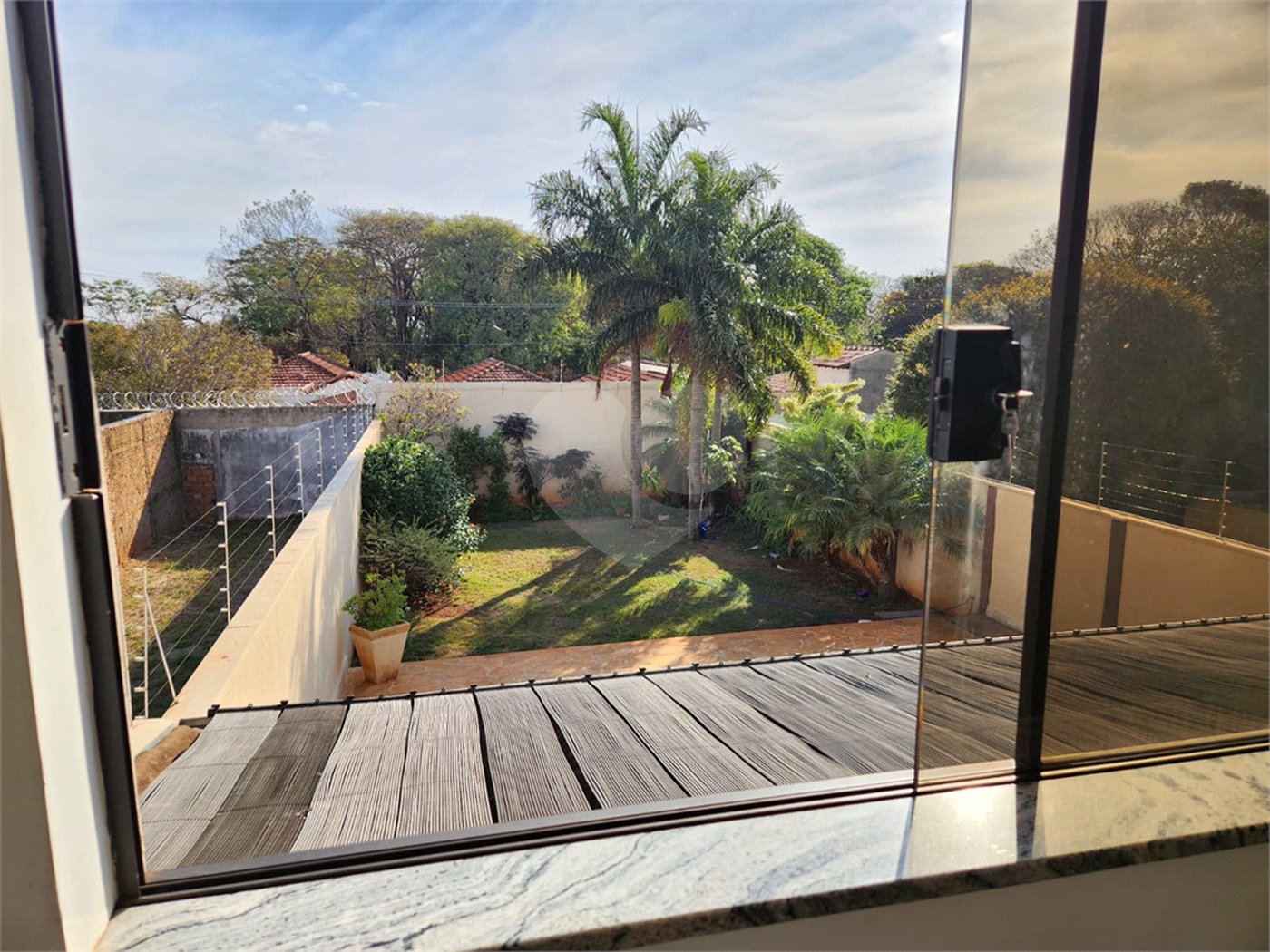 Casa à venda ou para alugar com 3 quartos, sendo 1 suíte, em Jardim Primavera, Araraquara, SP