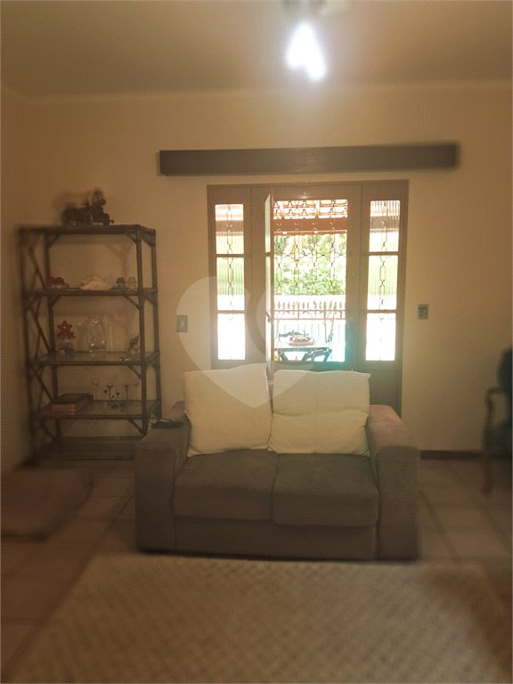Casa à venda com 3 quartos, sendo 1 suíte, no condomínio Acmti - Colinas do Mosteiro, Terras de Itaici e Recanto dos Pássaros, Indaiatuba - SP