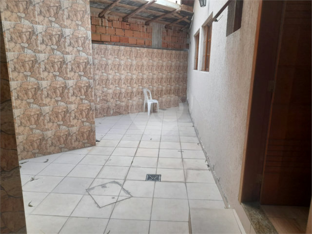 Casa Térrea à venda com 3 quartos em Vila São Pedro, Santo André, SP