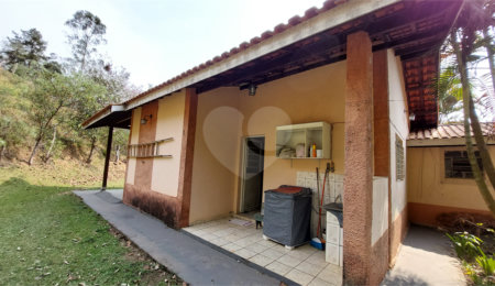 Sítio à venda com 2 quartos no Centro, Piracaia, SP