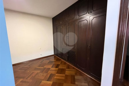 Casa à venda com 3 quartos, sendo 1 suíte, em Jardim Itália, Itapetininga, SP