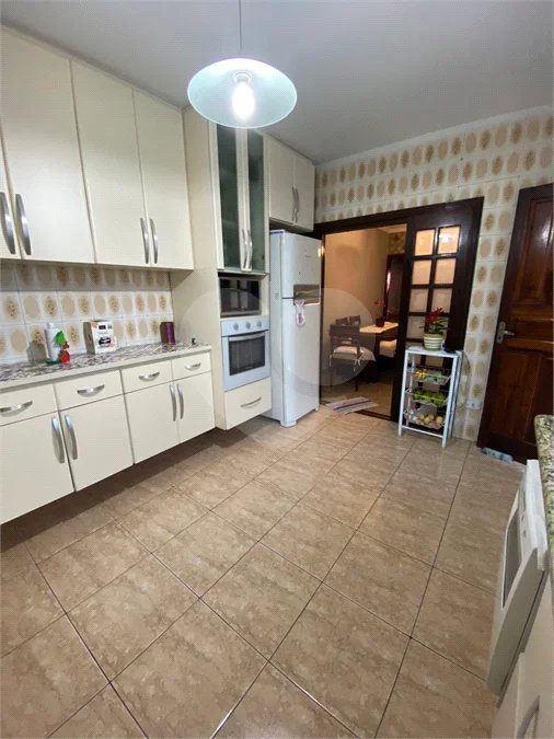 Sobrado à venda com 4 quartos, sendo 1 suíte, em Jaçanã, São Paulo, SP