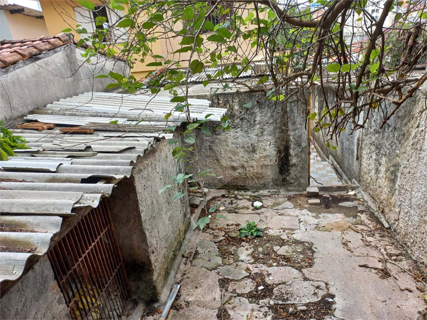 Sobrado à venda com 2 quartos em Vila Mazzei, São Paulo, SP