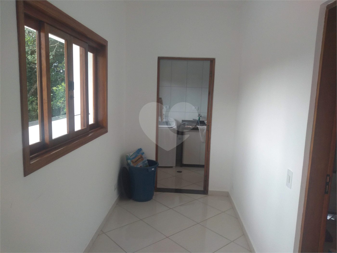 Chácara à venda com 4 suítes em Pirucaia, Mairiporã, SP
