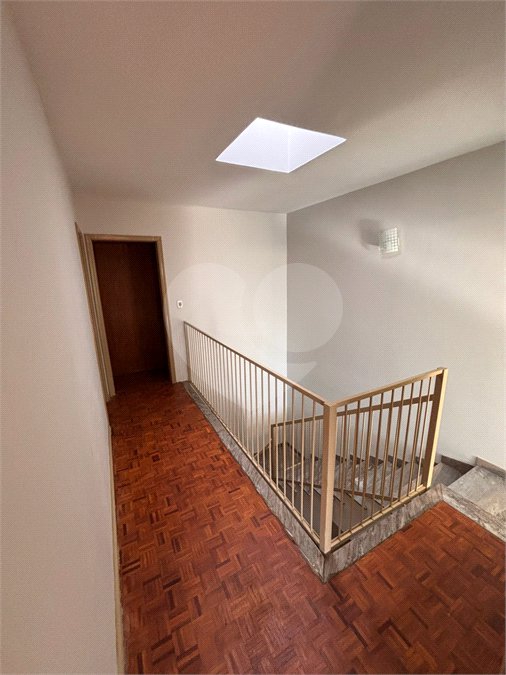 Sobrado à venda com 4 quartos no Centro, Salto, SP