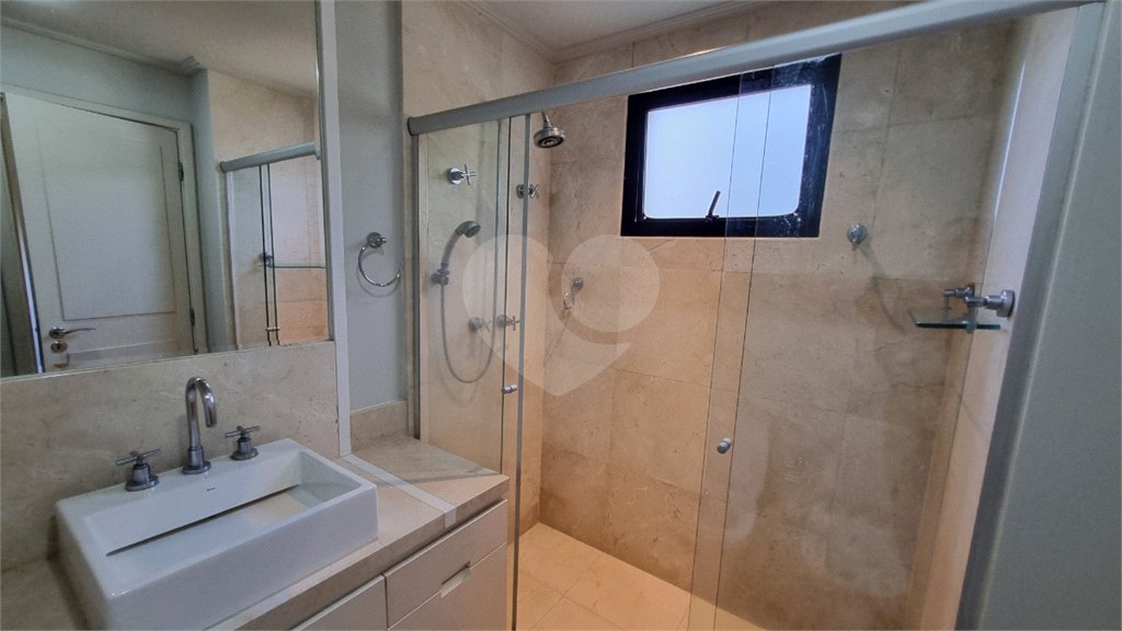 Apartamento para alugar com 6 quartos, sendo 4 suítes,  em Panamby, São Paulo, SP