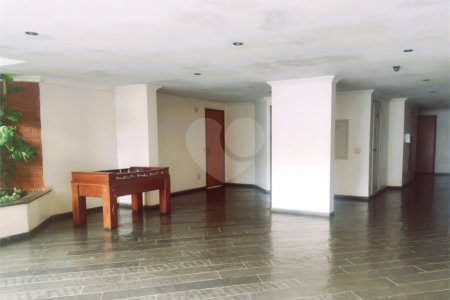 Apartamento à venda com 3 quartos, sendo 1 suíte, em Real Parque, São Paulo, SP