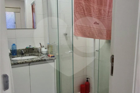 Apartamento à venda com 3 quartos, sendo 1 suíte, em Vila Vitório Mazzei, São Paulo, SP