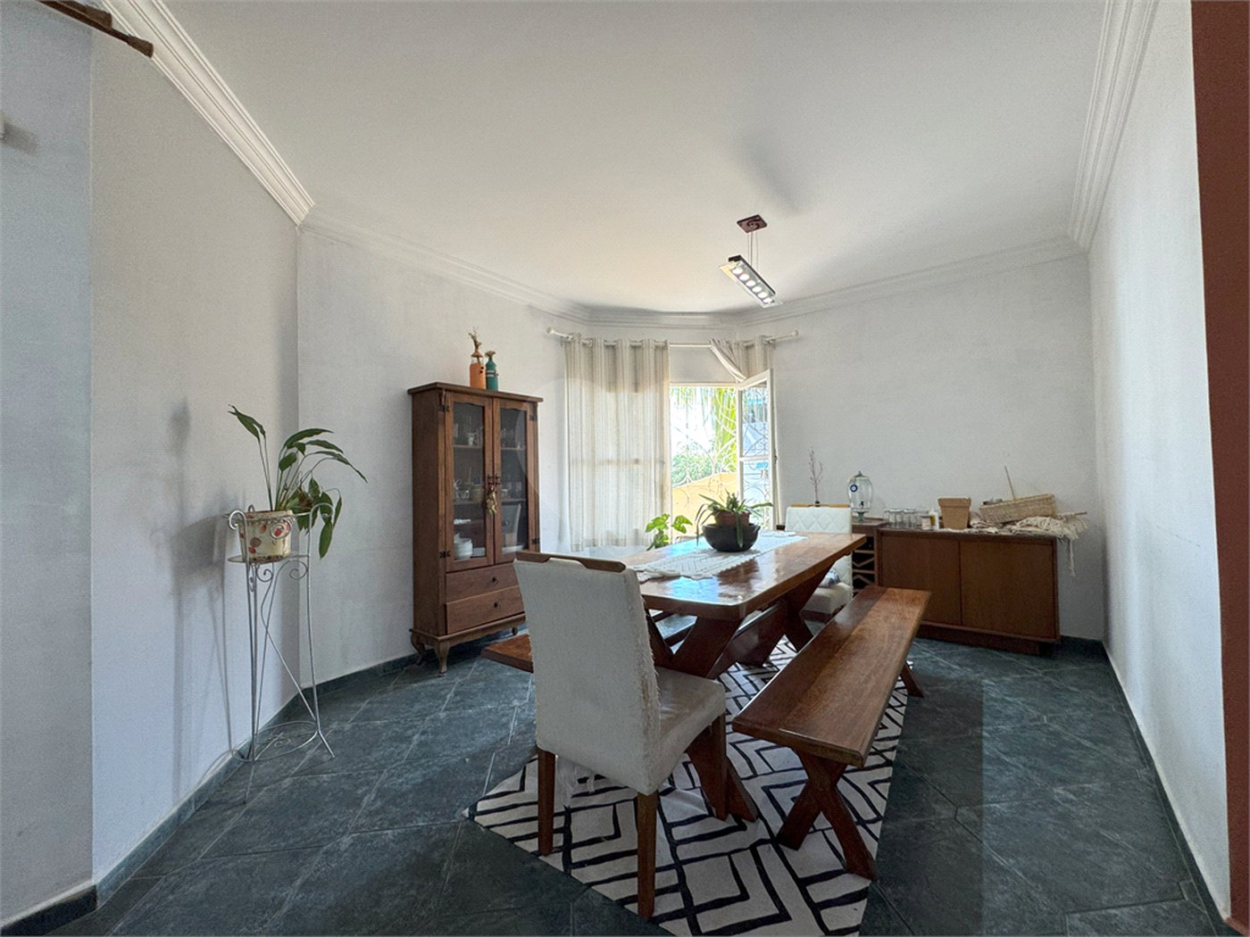 Casa à venda com 3 quartos, sendo 1 suíte, em Jardim Santa Rosália, Sorocaba, SP