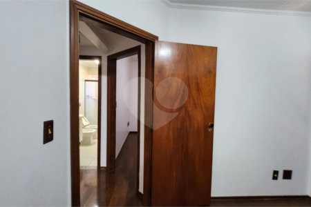 Apartamento à venda com 2 quartos no Centro, Araraquara, SP