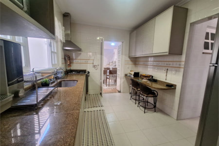 Casa à venda com 3 quartos, sendo 1 suíte, em Vila de Vecchi, Jundiaí, SP