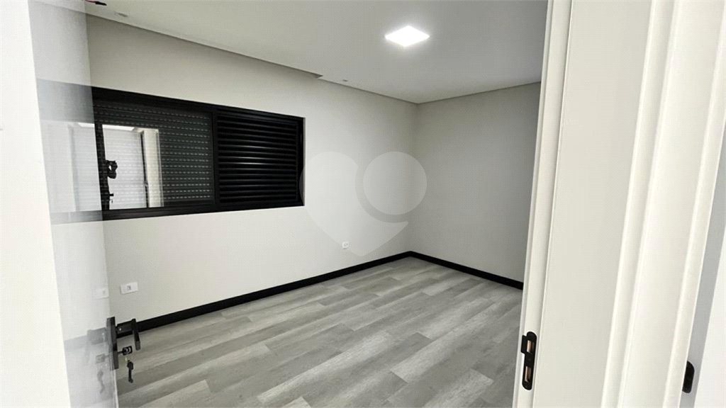 Casa à venda com 4 quartos, sendo 3 suítes, no condomínio Campos do Conde Sorocaba, Sorocaba - SP