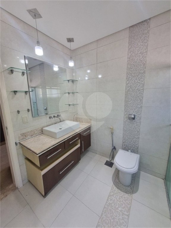 Casa à venda com 3 suítes no condomínio Residencial Terras de Vinhedo, Vinhedo - SP