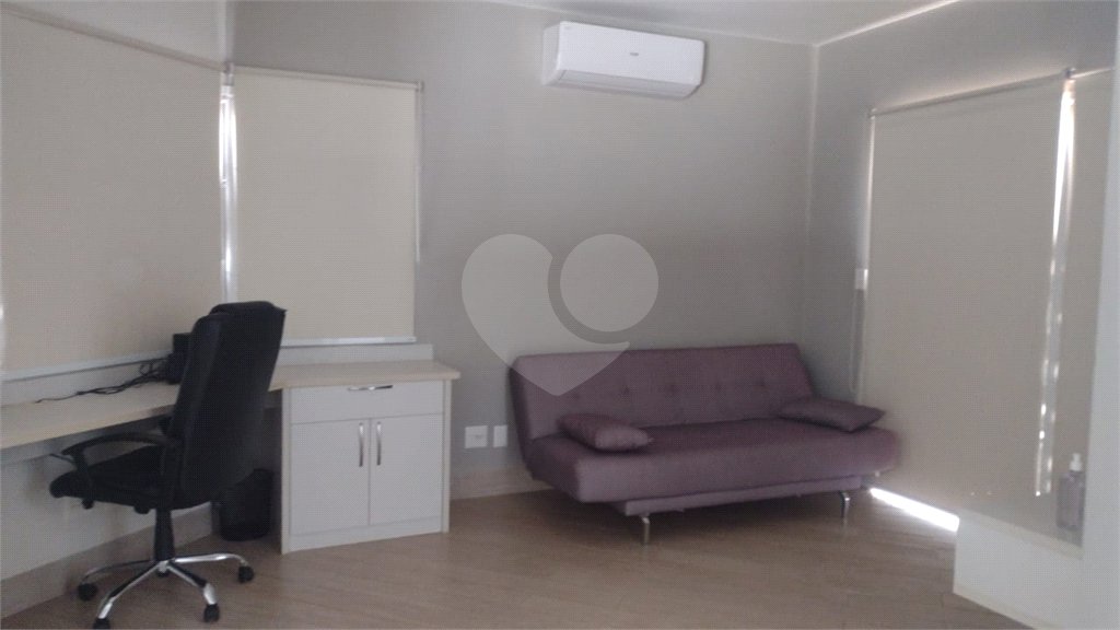Casa à venda com 3 quartos, sendo 1 suíte, no condomínio Residencial Bouganville, Araraquara - SP