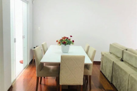 Casa Térrea à venda com 3 quartos, sendo 1 suíte, em Jardim Londrina, São Paulo, SP