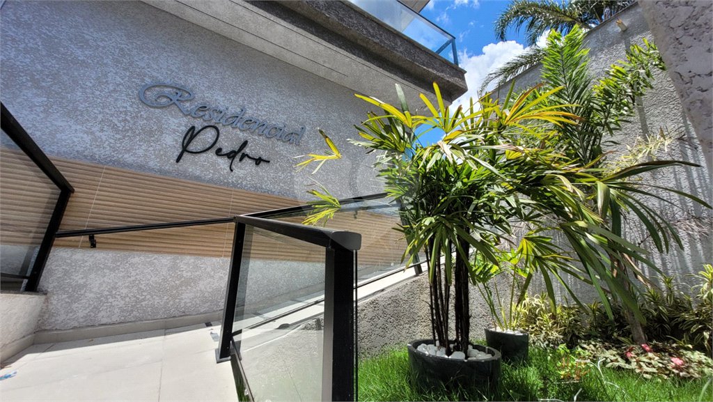 Casa à venda com 2 suítes no condomínio Residencial Paranaguá, São Paulo - SP
