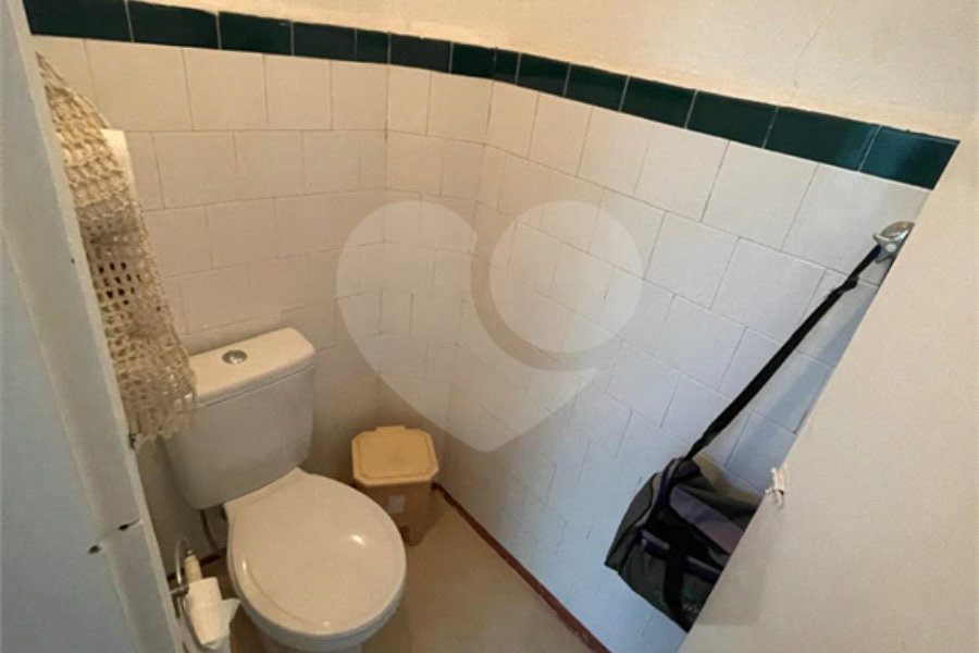 Sobrado à venda com 5 quartos, sendo 1 suíte,  em Vila Gustavo, São Paulo, SP