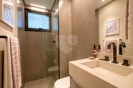 Apartamento à venda com 3 suítes em Moema, São Paulo, SP