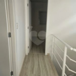Casa à venda com 2 quartos, sendo 1 suíte, no condomínio Vitória Park, Suzano - SP