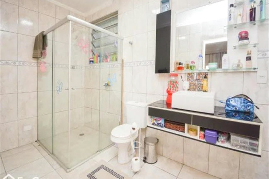 Sobrado à venda com 3 quartos, sendo 1 suíte, em Vila Galvão, Guarulhos, SP