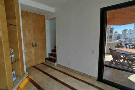 Duplex para alugar com 3 suítes em Real Parque, São Paulo, SP