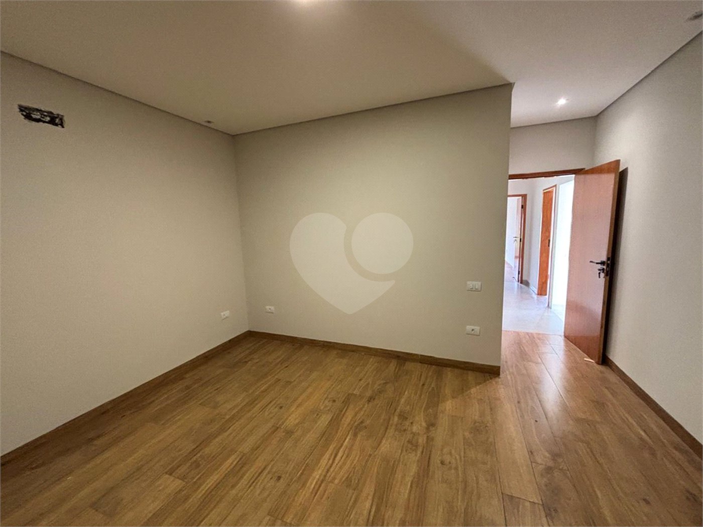 Sobrado à venda com 4 suítes em Residencial Central Parque, Salto, SP
