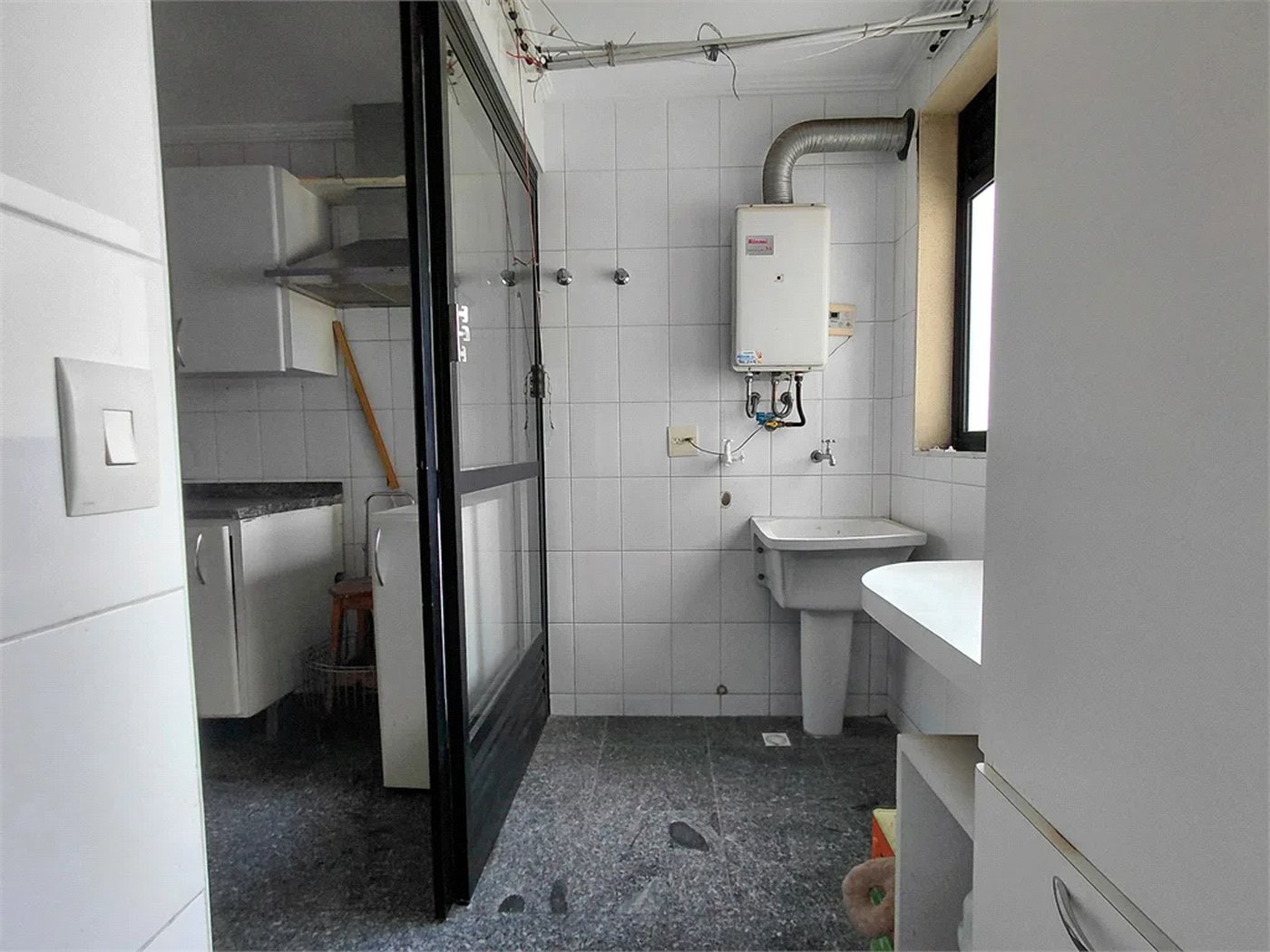 Apartamento à venda com 3 suítes em Vila Romana, São Paulo, SP