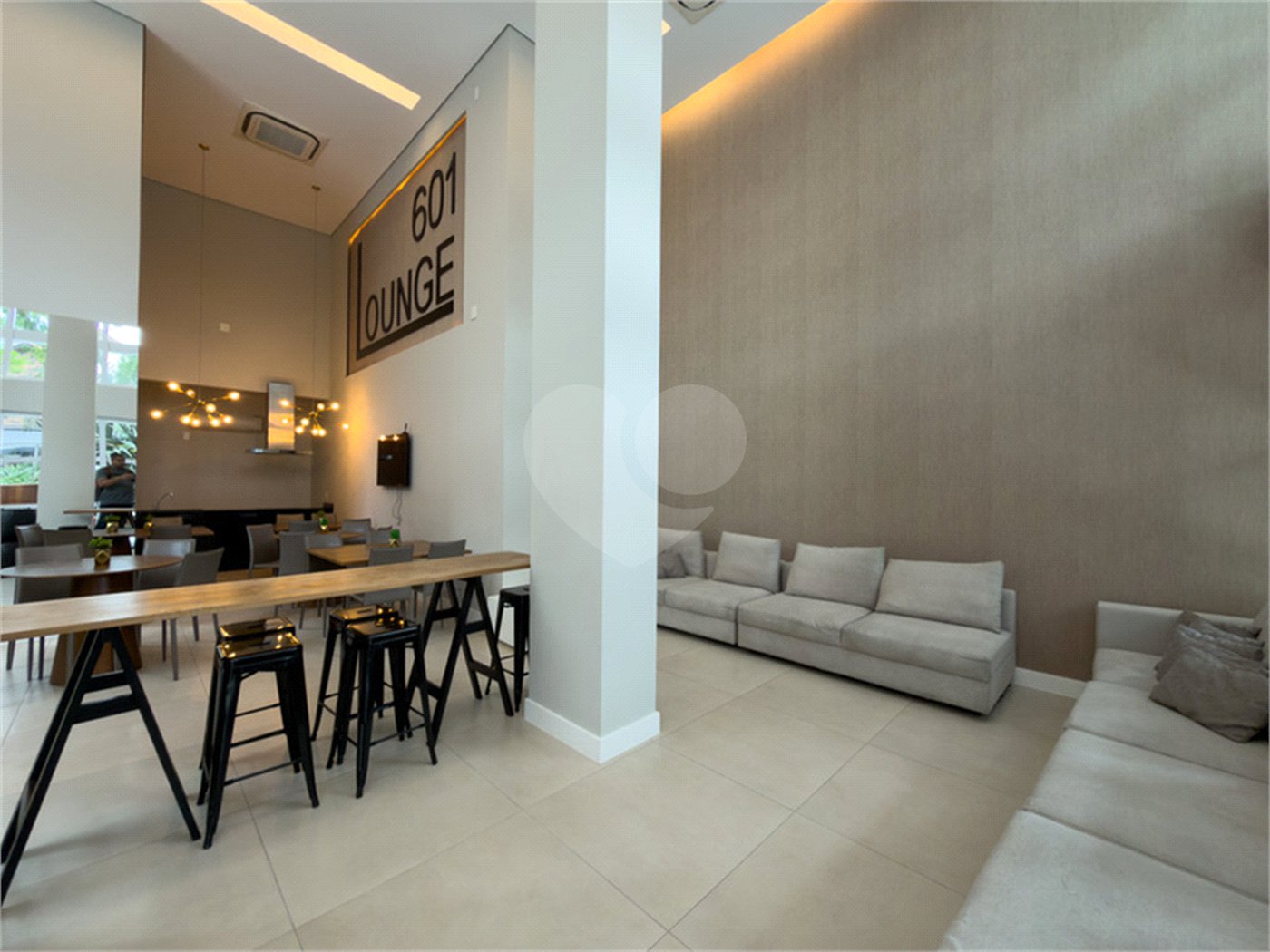 Apartamento à venda com 4 quartos, sendo 2 suítes, em Pinheiros, São Paulo, SP