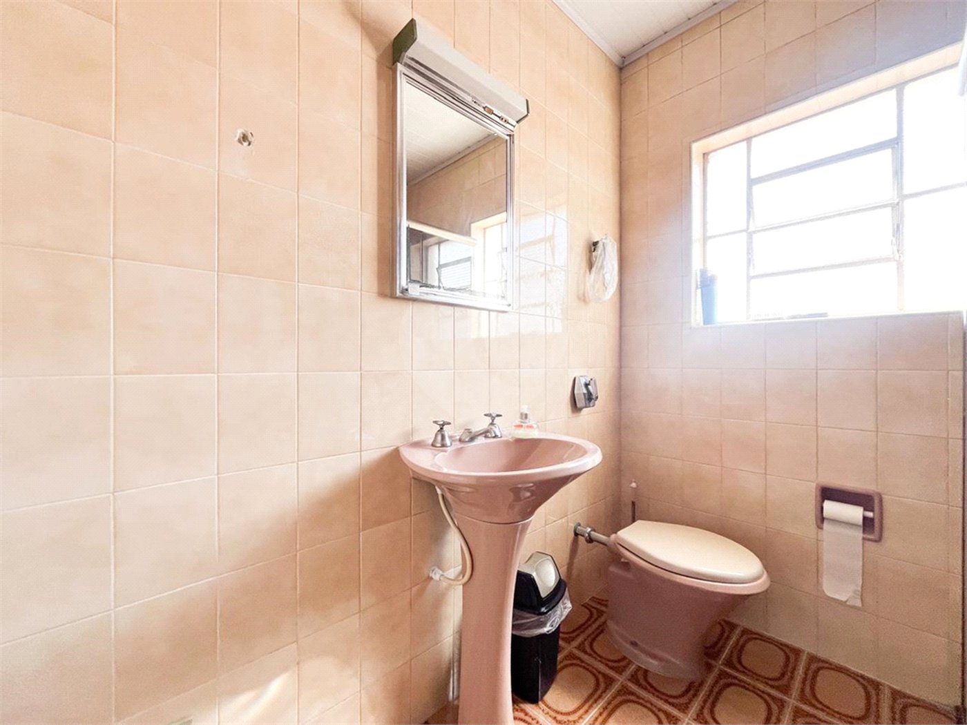 Casa à venda com 3 quartos em Chora Menino, São Paulo, SP