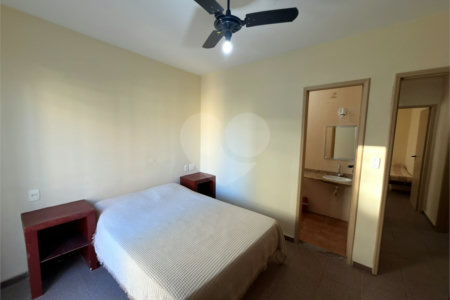 Cobertura à venda com 4 quartos, sendo 2 suítes,  em Braga, Cabo Frio, RJ