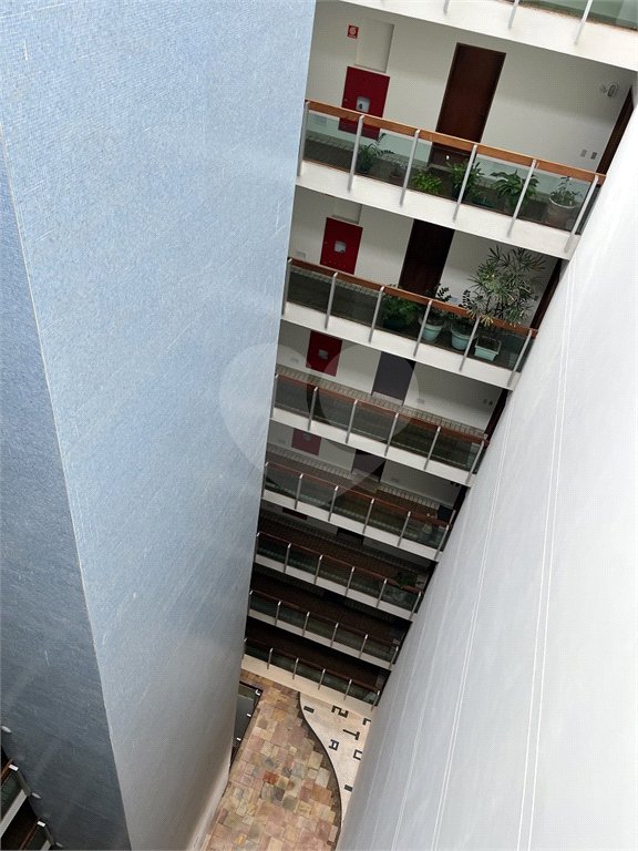 Apartamento à venda ou para alugar com 3 quartos, sendo 1 suíte, em Enseada, Guarujá, SP